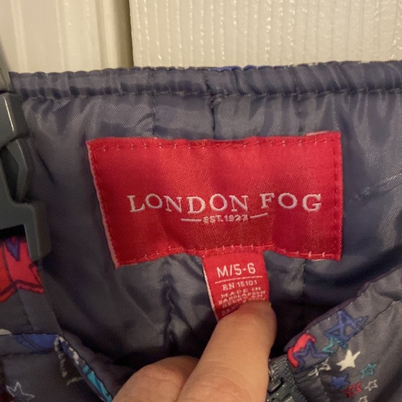 London Fog size 5/6 snow pants. Worn once . - Picture 2 of 2